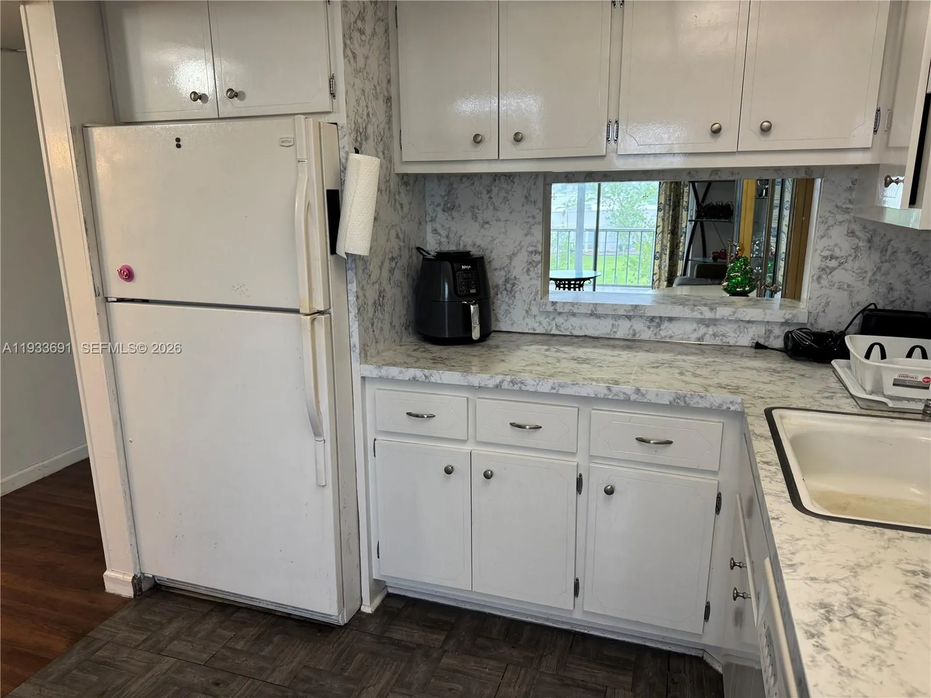 950 Hillcrest Drive Hollywood FL 33021