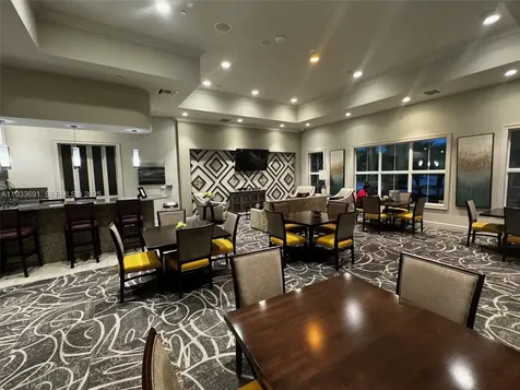 950 Hillcrest Drive Hollywood FL 33021