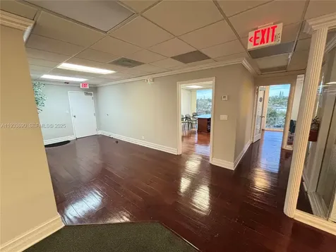 2740 E Oakland Park Boulevard Fort Lauderdale FL 33306