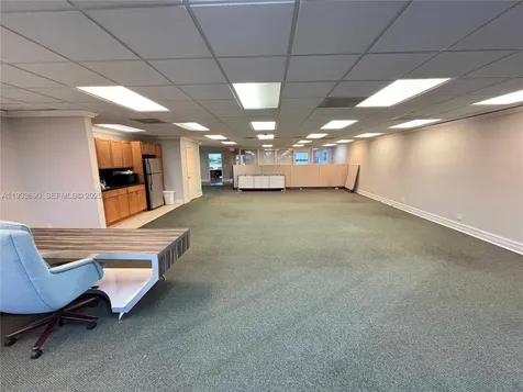 2740 E Oakland Park Boulevard Fort Lauderdale FL 33306