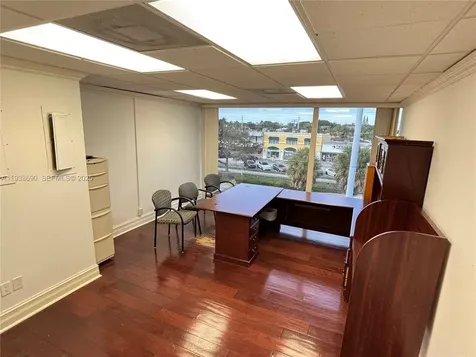 2740 E Oakland Park Boulevard Fort Lauderdale FL 33306
