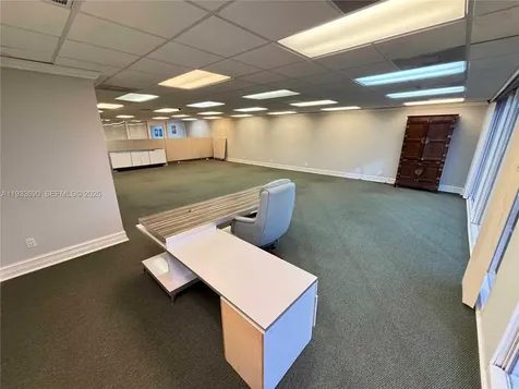 2740 E Oakland Park Boulevard Fort Lauderdale FL 33306