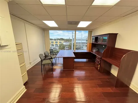 2740 E Oakland Park Boulevard Fort Lauderdale FL 33306