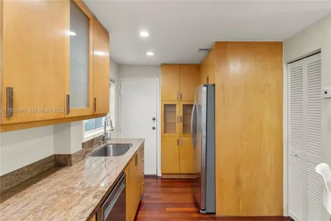 1605 Euclid Avenue Miami Beach FL 33139