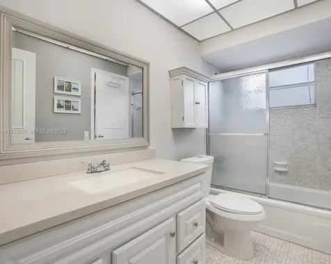 4706 NW 36th Street Lauderdale Lakes FL 33319
