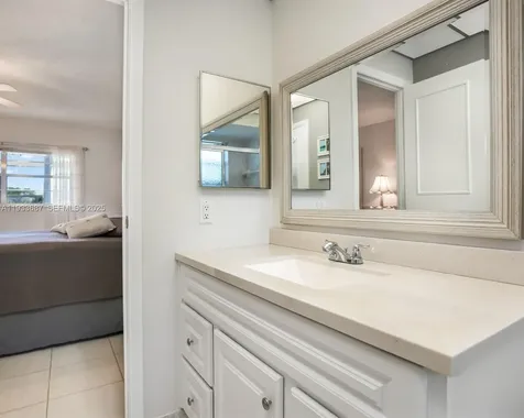 4706 NW 36th Street Lauderdale Lakes FL 33319