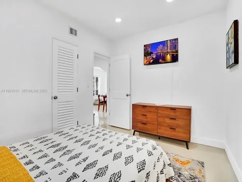 2055 NE 140th Street North Miami Beach FL 33181