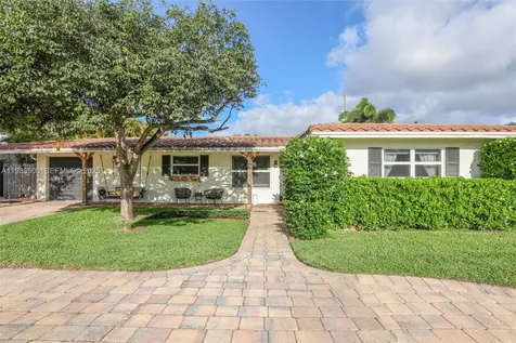 1707 NE 52nd Street Oakland Park FL 33334