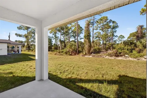 220 Lomax Avenue Lehigh Acres FL 33974