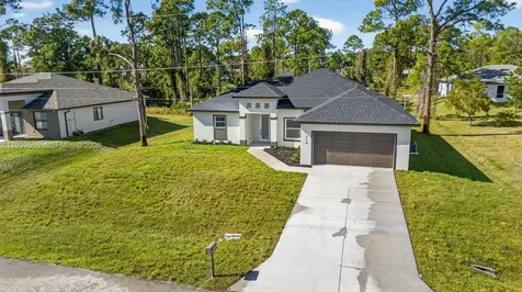 220 Lomax Avenue Lehigh Acres FL 33974
