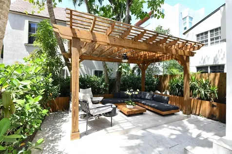 2918 Bird Avenue Miami FL 33133