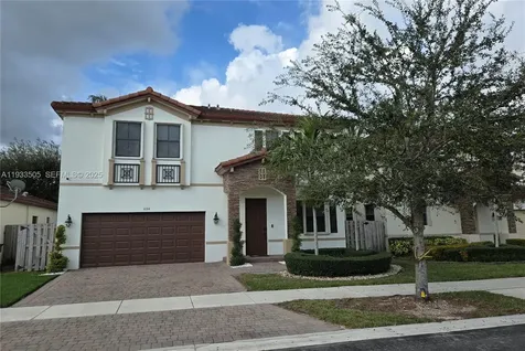 634 SE 37 Avenue Homestead FL 33033