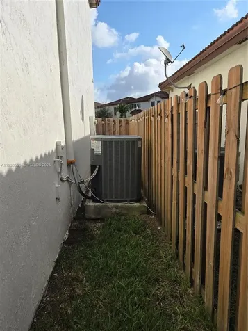 634 SE 37 Avenue Homestead FL 33033