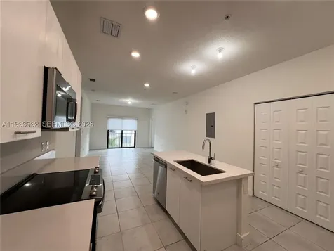 8301 NW 41st Street Doral FL 33166