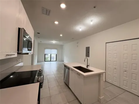 8301 NW 41st Street Doral FL 33166