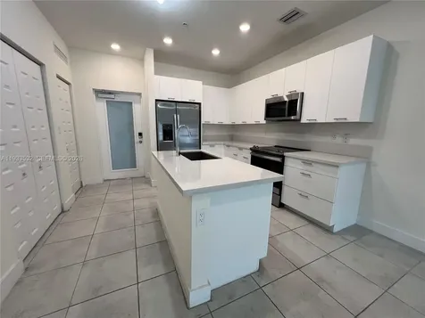 8301 NW 41st Street Doral FL 33166