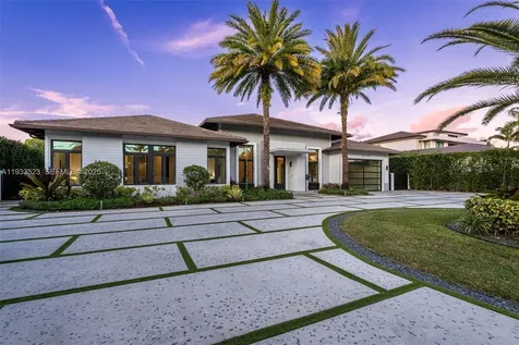 8271 SW 67th Street Miami FL 33143