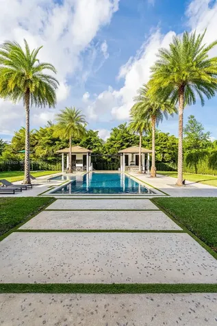 8271 SW 67th Street Miami FL 33143