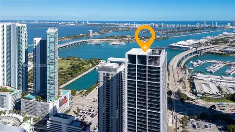 601 NE 1st Avenue Miami FL 33132