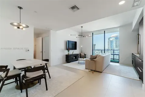 601 NE 1st Avenue Miami FL 33132