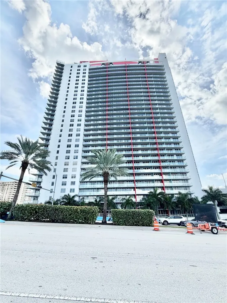 2602 E Hallandale Beach Boulevard Hallandale Beach FL 33009