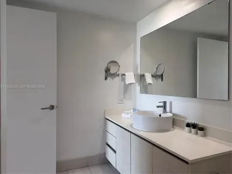 2602 E Hallandale Beach Boulevard Hallandale Beach FL 33009