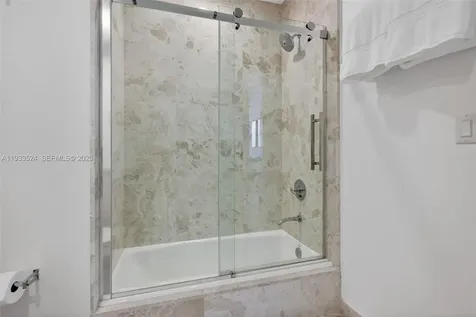 4100 Island Boulevard Aventura FL 33160