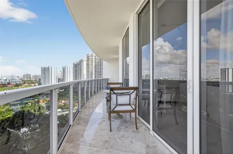 4100 Island Boulevard Aventura FL 33160