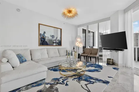 4100 Island Boulevard Aventura FL 33160