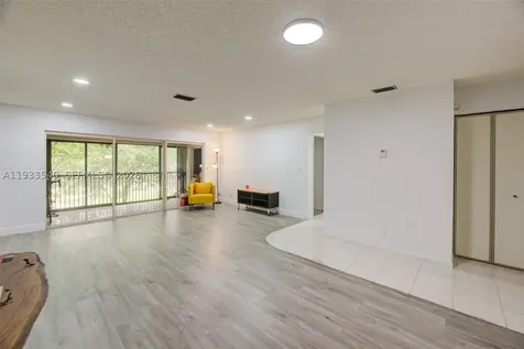 4155 NW 22nd Street Coconut Creek FL 33066