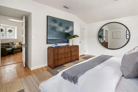 3500 Flamingo Drive Miami Beach FL 33140