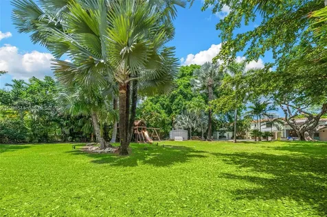 3500 Flamingo Drive Miami Beach FL 33140