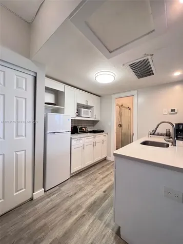 26 Diplomat Parkway Hallandale Beach FL 33009