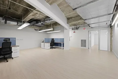 605 Lincoln Road Miami Beach FL 33139