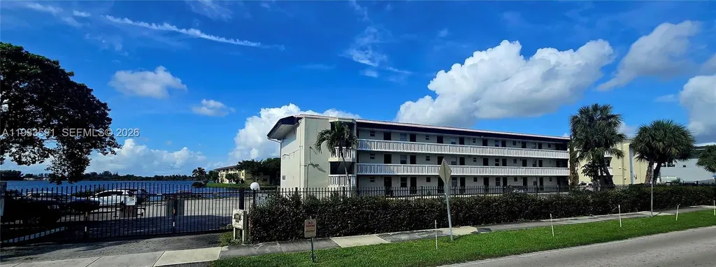 18900 NE 14th Avenue Miami FL 33179