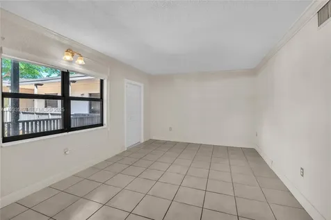 3265 Virginia Street Miami FL 33133