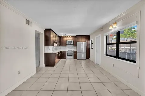 3265 Virginia Street Miami FL 33133