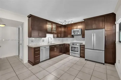 3265 Virginia Street Miami FL 33133