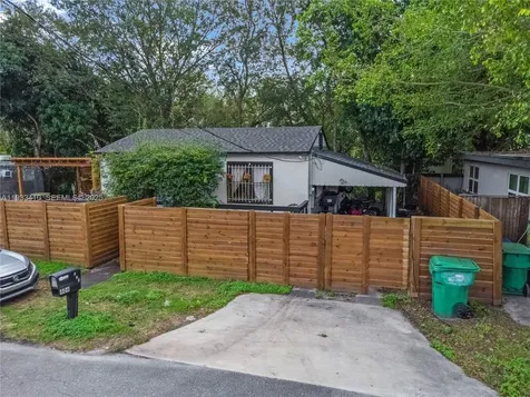 9210 NW 4th Avenue Miami FL 33150