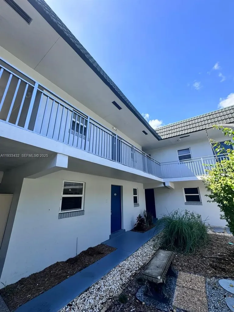 1001 SE 16th Street Fort Lauderdale FL 33316
