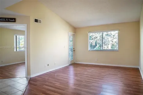 4035 W Mcnab Road Pompano Beach FL 33069