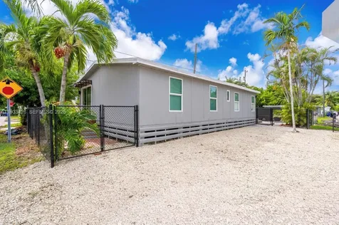 2394 NE 136th Terrace North Miami Beach FL 33181