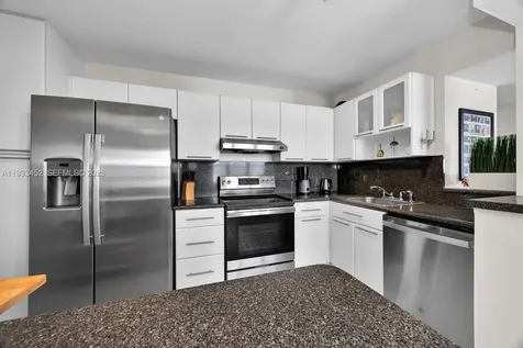 2016 Bay Drive Miami Beach FL 33141