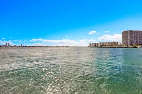 2016 Bay Drive Miami Beach FL 33141