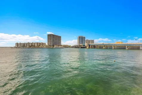 2016 Bay Drive Miami Beach FL 33141