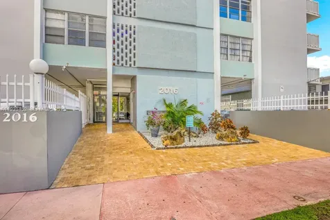 2016 Bay Drive Miami Beach FL 33141