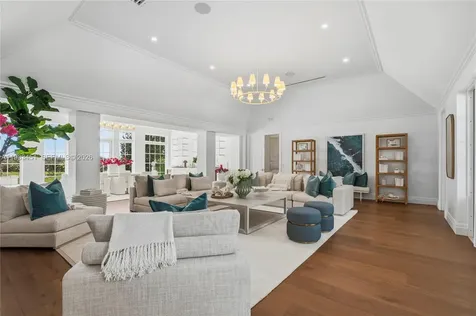 43 N Beach Road Jupiter Island FL 33455