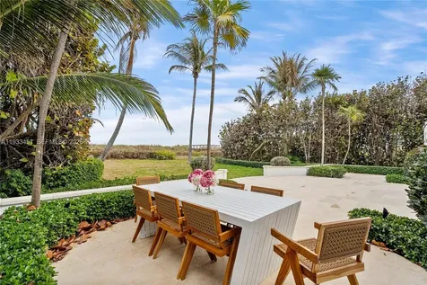 43 N Beach Road Jupiter Island FL 33455