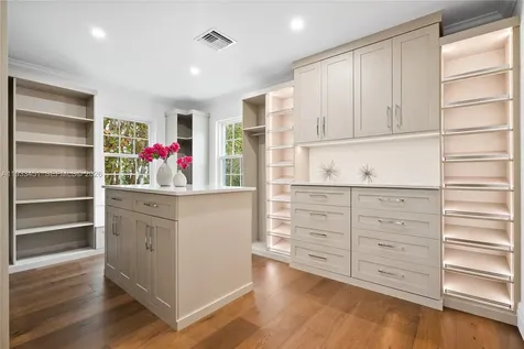 43 N Beach Road Jupiter Island FL 33455