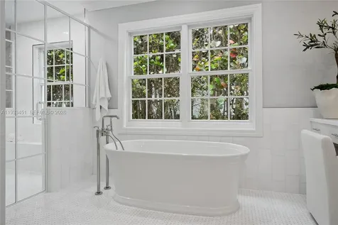 43 N Beach Road Jupiter Island FL 33455